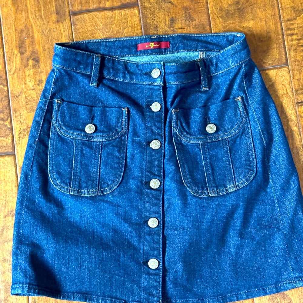 7 FOR ALL MANKIND MID WASH MINI JEANS SKIRT WITH FRONT BUTTON CLOSURE SI…